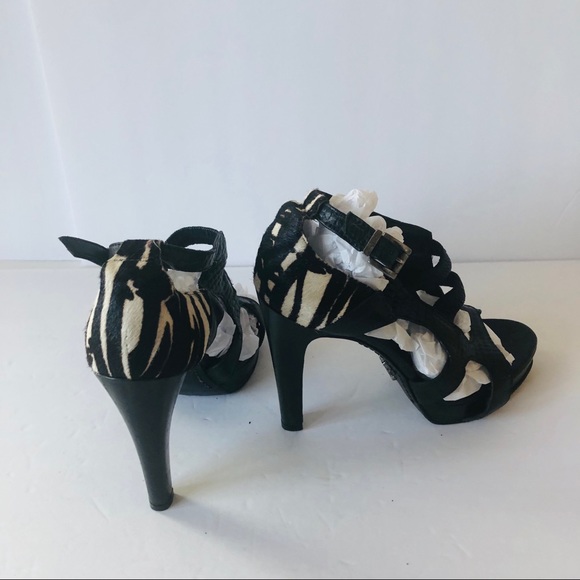 IDORE Leather Shoes - Picture 12 of 16